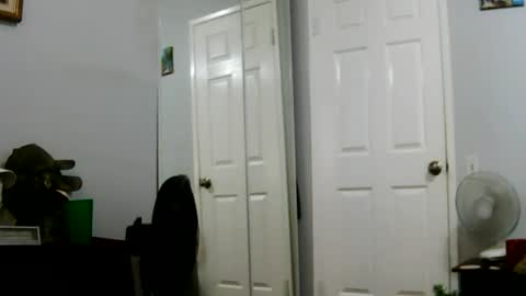 Claudia online show from August 2026 04:42:02 PM