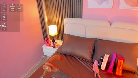 clauwdeen  wolf online show from November 2025 08:25:02 PM