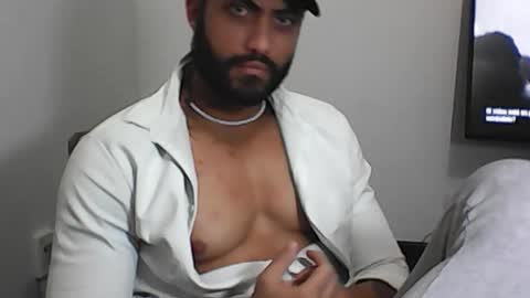 Clay online show from February 2026 06:40:02 AM