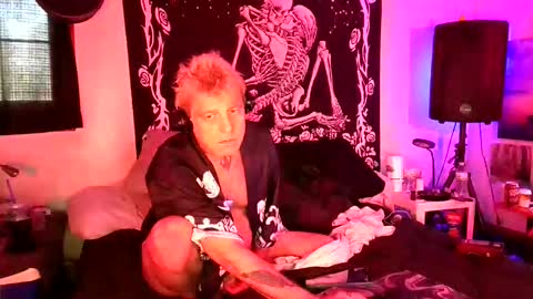 Snapshot of cleanhole4you chatting on April 2026 01:08:02 PM cleanhole4you online show from April 2026 01:08:02 PM