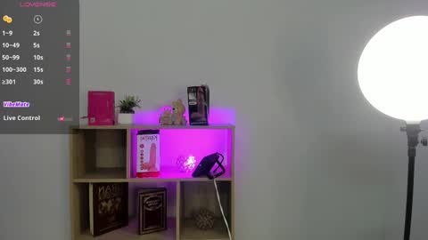 Cleo Adams online show from September 2025 04:25:02 AM