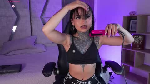 Snapshot of cleeoadams_ chatting on May 2026 05:36:01 AM Cleo Adams online show from May 2026 05:36:01 AM