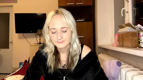 Jenny online show from November 2025 06:57:01 PM