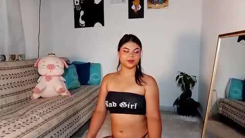 cleo_hills online show from December 2024 11:54:02 AM