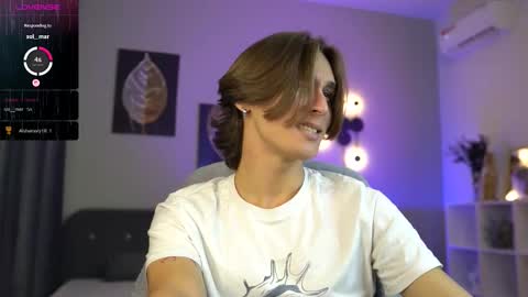 Cleo online show from October 2025 08:32:01 AM