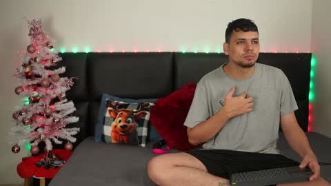 Girl Juliana and Federico online show from December 2024 05:29:02 AM