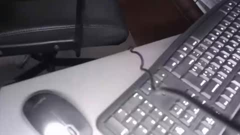 Snapshot of clluch95 chatting on October 2025 01:44:01 PM clluch95 online show from October 2025 01:44:01 PM