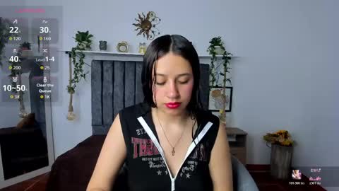 Snapshot of cloe_7 chatting on May 2026 11:37:01 AM cloe_7 online show from May 2026 11:37:01 AM