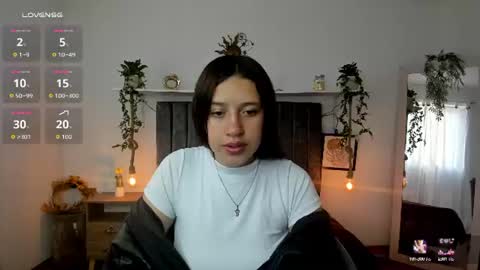 Snapshot of cloe_7 chatting on June 2026 12:40:01 PM cloe_7 online show from June 2026 12:40:01 PM