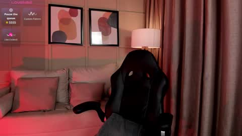 Cloe  online show from February 2026 05:37:01 AM