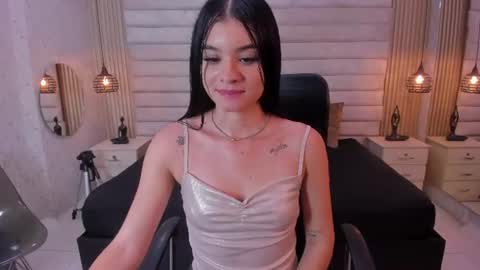Snapshot of cloe_monroee_ chatting on July 2026 01:58:33 AM Cloe online show from July 2026 01:58:33 AM
