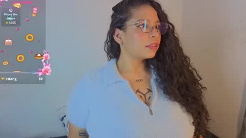 Snapshot of cloebunny_ chatting on July 2026 03:42:01 AM Cloe Bunny online show from July 2026 03:42:01 AM