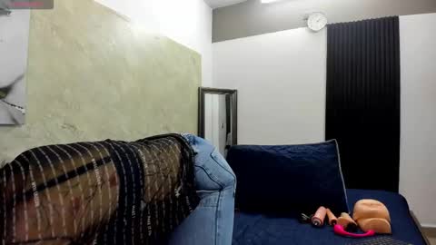 CLOE online show from November 2025 11:21:01 AM