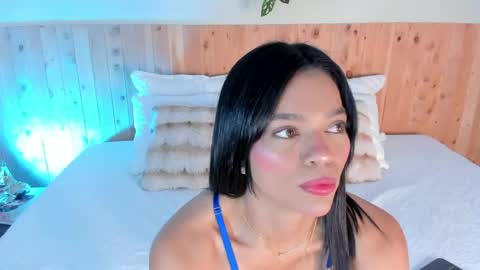 Chloe Smith online show from April 2026 12:00:02 PM