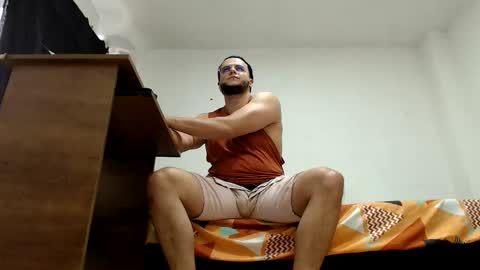 cloudsfunxxx online show from May 2026 04:01:01 PM