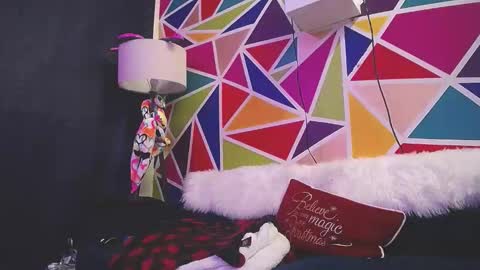 cloudyclearrican online show from November 2025 12:05:01 PM