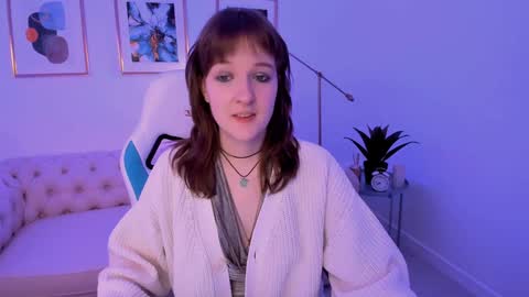  Clover  follow me  online show from January 2025 02:19:01 PM