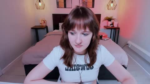  Clover  follow me  online show from February 2025 05:48:01 PM