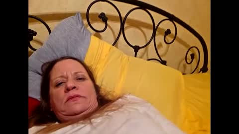 Snapshot of cmorrah chatting on February 2026 08:24:02 AM Cmoto online show from February 2026 08:24:02 AM