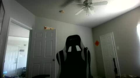 Snapshot of cmypenis chatting on June 2026 05:19:02 PM Master Bates online show from June 2026 05:19:02 PM