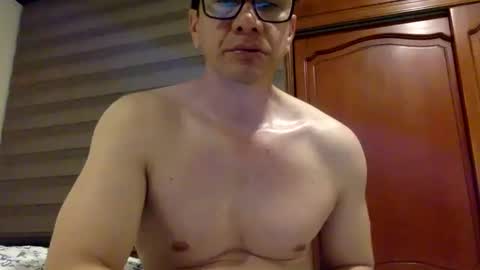 Snapshot of coach2020 chatting on September 2025 01:09:01 AM coach2020 online show from September 2025 01:09:01 AM