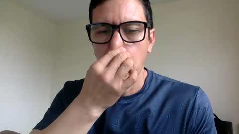 Snapshot of coach2020 chatting on November 2025 07:38:01 PM coach2020 online show from November 2025 07:38:01 PM