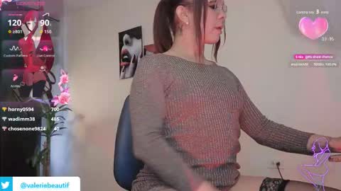 Snapshot of cock_big_girl chatting on October 2025 04:48:01 PM Valerie nenitasexy online show from October 2025 04:48:01 PM