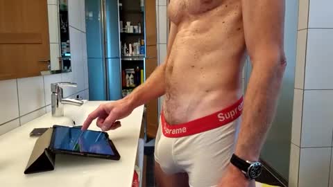 Cockvantage online show from October 2025 02:34:01 PM