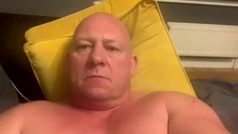 col4nows online show from November 2025 12:12:01 AM