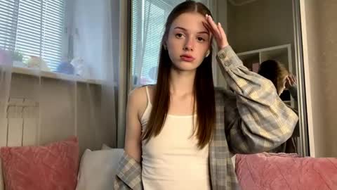 Snapshot of cold_humble chatting on April 2026 03:42:01 AM Akumakekw online show from April 2026 03:42:01 AM