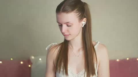 Snapshot of cold_humble chatting on May 2026 04:19:02 AM Akumakekw online show from May 2026 04:19:02 AM