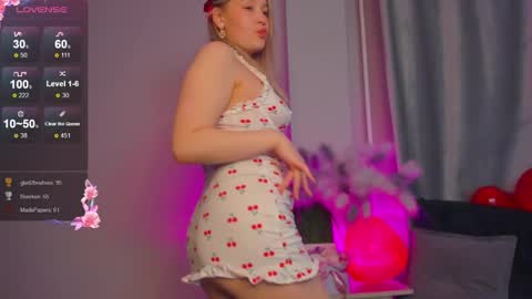 Snapshot of colleen_blake chatting on February 2025 06:27:02 PM Collen Mon Tue Wed Thu Fri GMT 3 0300am - 0900am online show from February 2025 06:27:02 PM