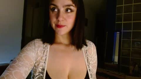 Collette online show from March 2025 01:12:01 AM