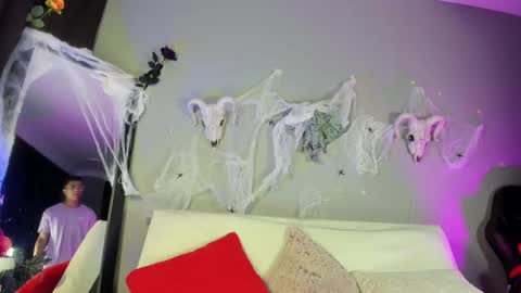 Snapshot of colstorw_ chatting on October 2025 10:33:02 AM colstorw_ online show from October 2025 10:33:02 AM