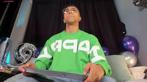 Snapshot of colstorw_ chatting on November 2025 10:23:01 AM colstorw_ online show from November 2025 10:23:01 AM