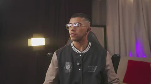 colstorw_ online show from February 2026 10:04:01 AM