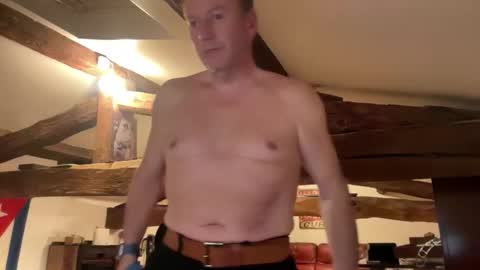 compay69 online show from February 2026 05:33:01 PM