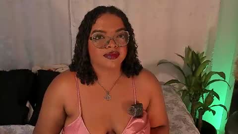 conielaurenth online show from April 2026 12:49:02 AM