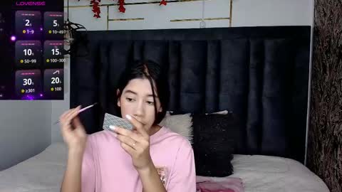 C O N N I E online show from February 2026 06:37:02 PM