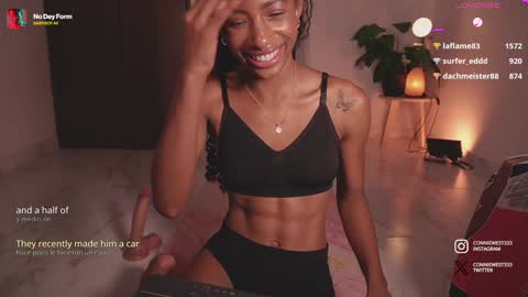 Snapshot of connie_west0 chatting on January 2025 06:37:01 AM independent model online show from January 2025 06:37:01 AM