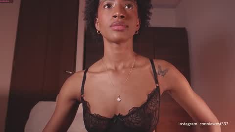 Snapshot of connie_west0 chatting on November 2025 11:07:02 PM independent model online show from November 2025 11:07:02 PM