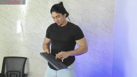 Connor online show from April 2026 08:20:01 PM