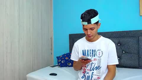 Connor online show from December 2024 01:11:01 AM