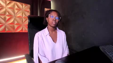 Nilo Solem online show from July 2026 08:35:01 PM