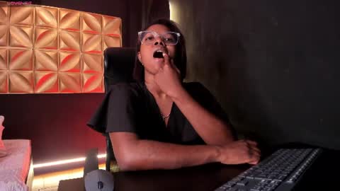 Nilo Solem online show from July 2026 04:43:02 PM