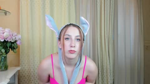 Constance online show from December 2024 07:27:01 AM