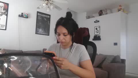 controllercutie online show from February 2026 03:41:02 PM