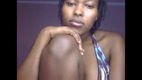 Snapshot of cool_berry chatting on October 2025 02:16:01 PM cool_berry online show from October 2025 02:16:01 PM