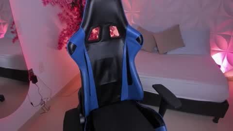  CORA  online show from January 2026 12:21:01 PM