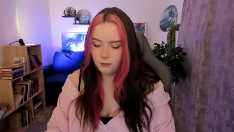 little girl who is always right or just Cora online show from April 2026 04:16:01 AM